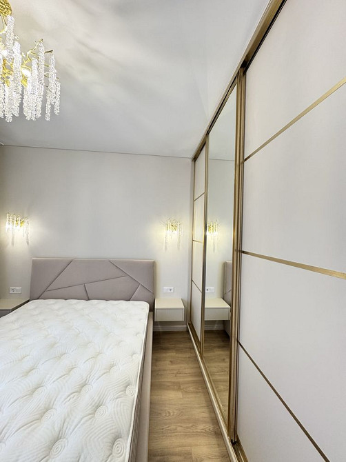 Продається дизайнерська 1,5 кімнатна квартира. ЖК Crystal Ужгород - зображення 8