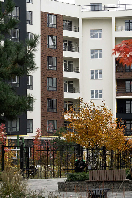 1-кімнатна Автономна БЕЗ КОМІСІЇ з Видом на Набережну та Двір-Сад Ирпень - изображение 1