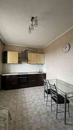 БЕЗ КОМІСІІ, центр Бучі Буча