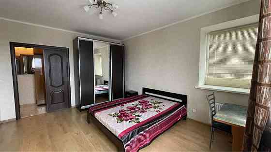 БЕЗ КОМІСІІ, центр Бучі Буча