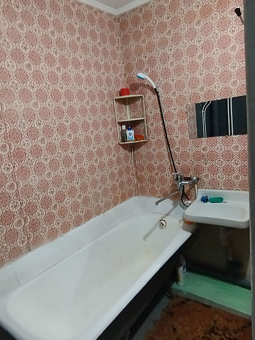 1 комн Карачуны ЦГ район с мебелью и техникой Кривой Рог - изображение 4