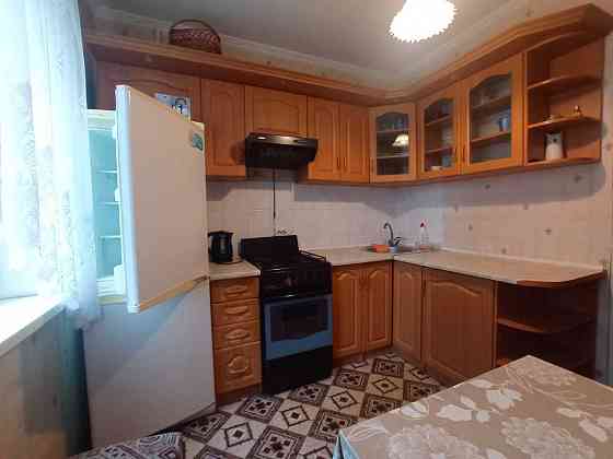 Оренда  раздельной двухкомнатнуй квартиры. Оболонский проспект 28. Київ