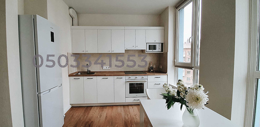 Однокімнатна квартира в центрі біля метро, ЖК Малахіт, 45 м Київ - зображення 3