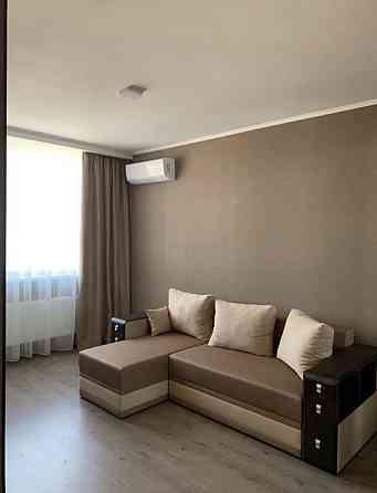 Сдается Жк- Варшавский квартал Проспект Правды Ретровиль Київ