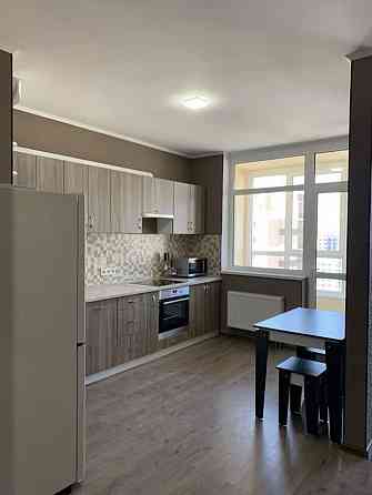 Сдается Жк- Варшавский квартал Проспект Правды Ретровиль Київ