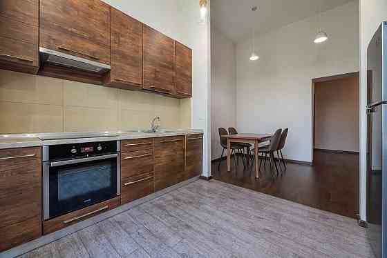 2-к. возле метро Крещатик, ул. Городецкого 11. Без комиссии! Київ