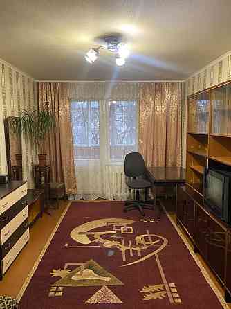 Судам 1 кв Гната Юри власник Київ