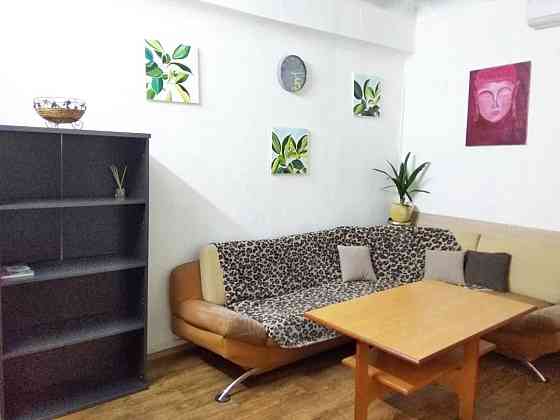 Сдам 3-к в центре со своим входом, рядом Катеринославский бульвар Днепр