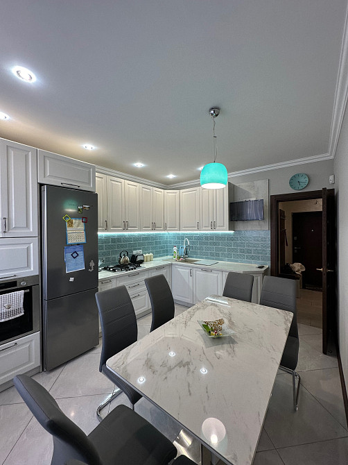 Наукова вул.
Оренда квартири
3 кімнати
90 / 50 / 14  5/9 новобудова Львов - изображение 2