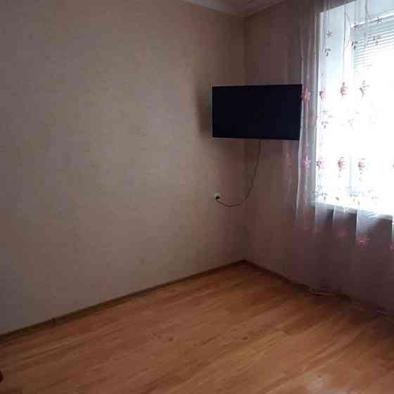 Артема 5 новый дом парковка во дворе Полтава