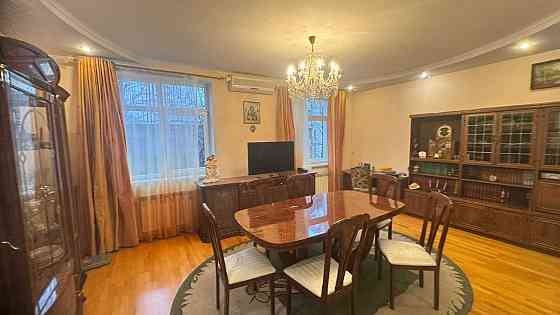 Оренда 2кім. квартири в новобудові по вул. Єфремова Франківський район Львов