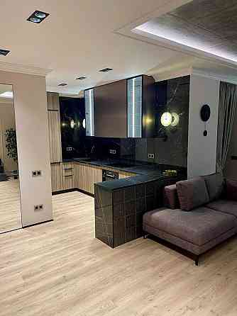 Дизайнерська квартира 55м2 з шикарною терасою 40м2, Златоустівська 25! Київ