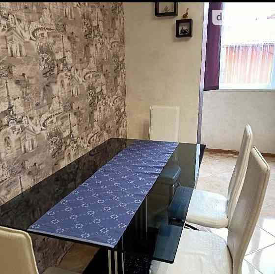 2 кім.квартири в самому центрі міста Володимира Великого Ивано-Франковск