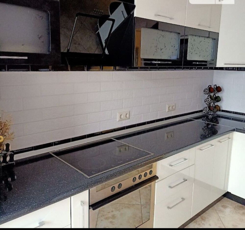 2 кім.квартири в самому центрі міста Володимира Великого Ивано-Франковск - изображение 2