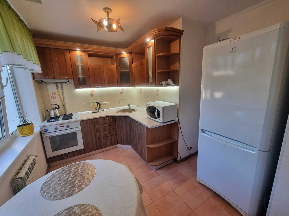 без комісії здам 3 кім квартиру пров. Машинобудівний 25 Київ - зображення 4