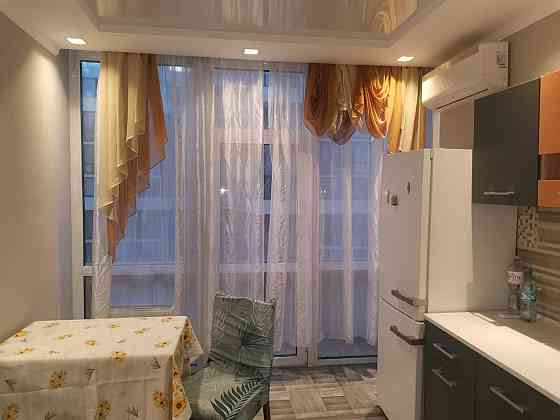 1 к Небесной Сотни, евроремонт, 7000грн Риелтор. Одеса