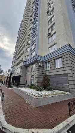 Вул.Крамського, буд.9- Святошинський, вул.Львівська,вул.Верховинна Київ