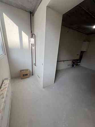 Продам квартиру з частковим ремонтом Ирпень