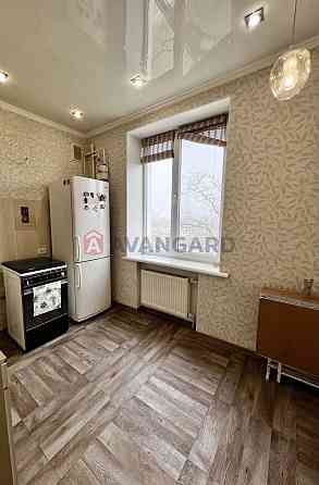 Продам 2 кімнатну АО. Пр-т Аношкіна Кам`янське (Запорізька обл.)