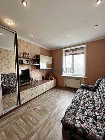 Продам 2 кімнатну АО. Пр-т Аношкіна Кам`янське (Запорізька обл.)