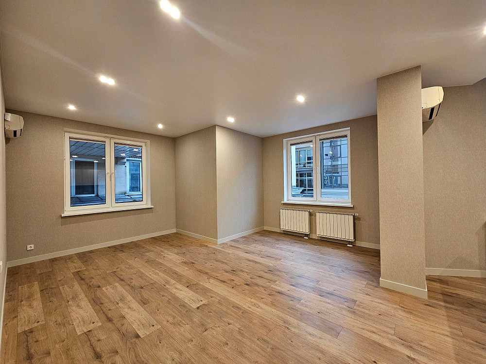 Продам 4-к квартиру з новим ремонтом на ДмитріЇвськой 82 Київ - зображення 8