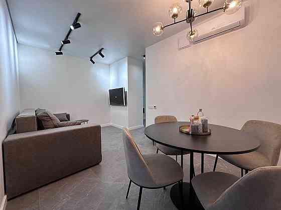 Оренда 1к.42м2 Варшавський+/Варшавський. Виговського 40/12. Генератор Київ