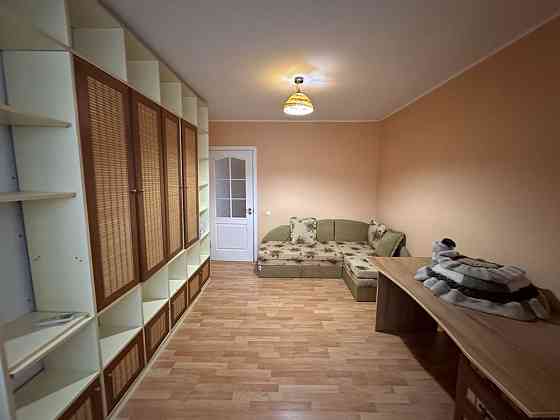 2к квартира м. Дарниця 10 хвилин пішки. Без комісіі! Киев