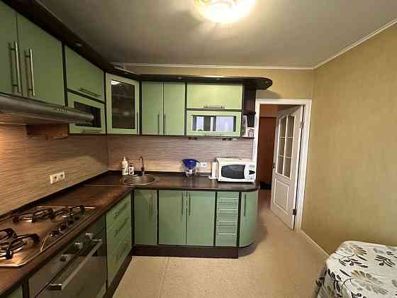 2к квартира м. Дарниця 10 хвилин пішки. Без комісіі! Киев