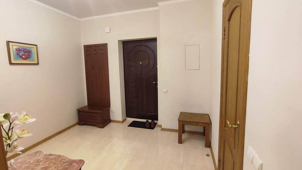 метро Печерск 100 метров 1-ком квартира с мебелью и техникой 58м2 Киев - изображение 6