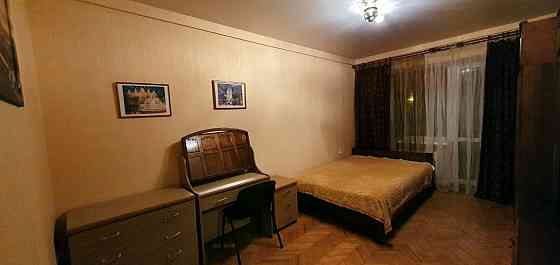 Здаю 1-кімнатну квартиру власник метро Дорогожичи вул. Теліги 41-а Київ