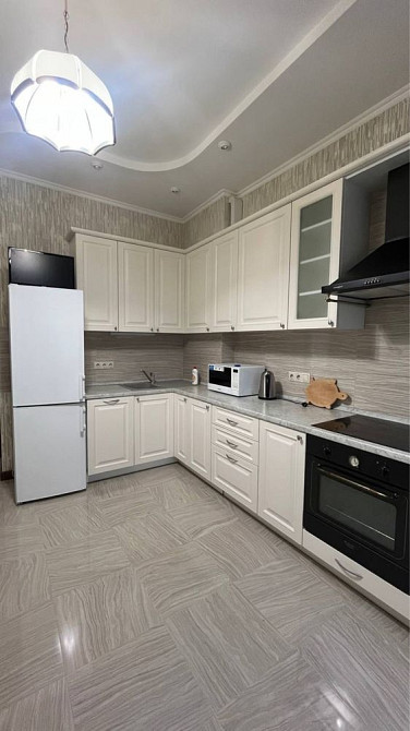 Новопечерські Липки, 1-кім. квартира, 53м2, Андрія Верхогляда 12 Київ - зображення 8