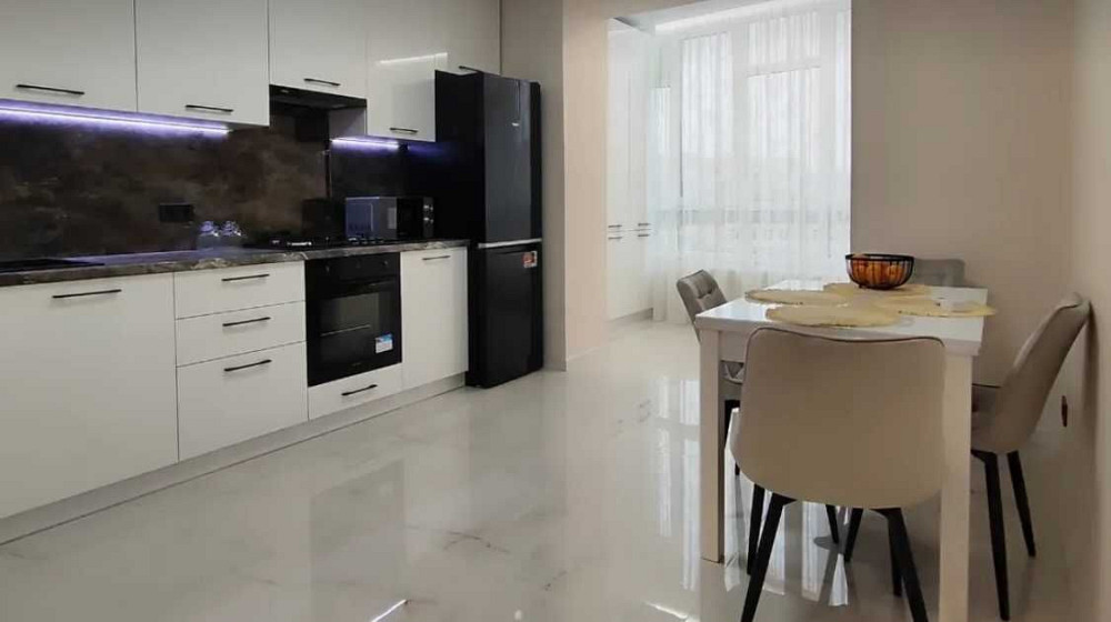 Пропонується в оренду прекрасна, світла і тепла двокімнатна квартира. Хмельницкий - изображение 1