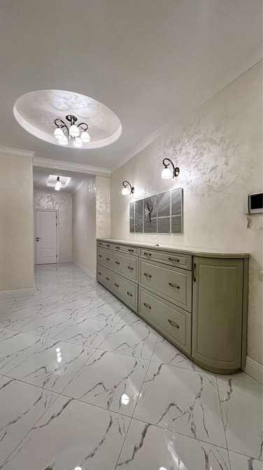 Без %, оренда, Печерськ, 2к, Л. Українки 7а, Хрещатик, центр Киев - изображение 1