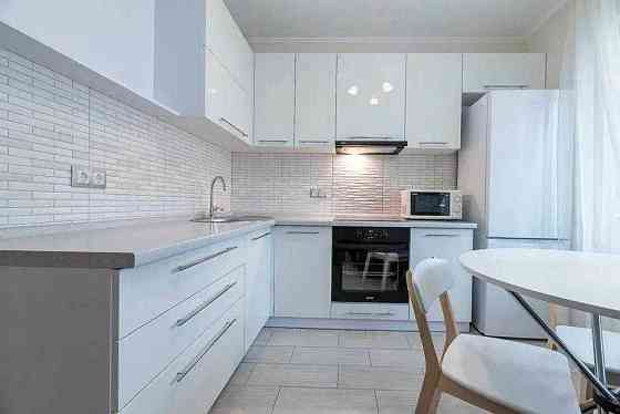 Квартира в сучасному будинку на Бориса Гмирі, 16! Киев