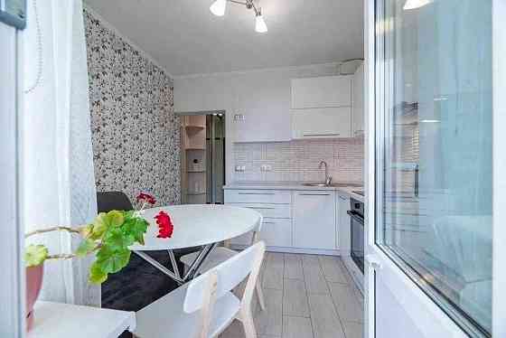 Квартира в сучасному будинку на Бориса Гмирі, 16! Киев