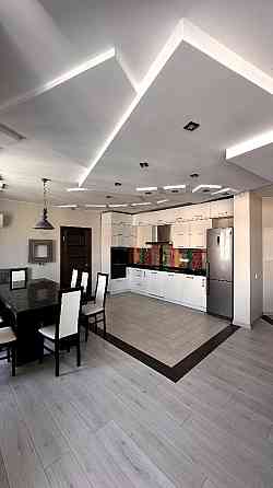 Центр. Златоустівська, Чорновола, Дмитрівська, Полтавська Київ