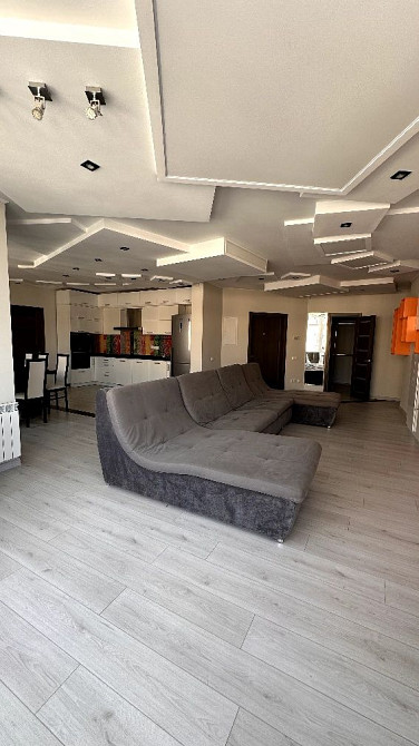 Центр. Златоустівська, Чорновола, Дмитрівська, Полтавська Київ - зображення 4