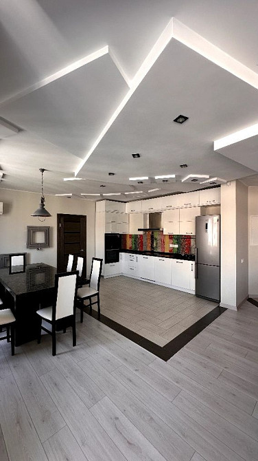 Центр. Златоустівська, Чорновола, Дмитрівська, Полтавська Київ - зображення 2