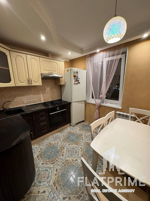 Без Комісії! Продаж 2 к. кв. Червоної Калини 12, Деснянський р-н. Київ - зображення 2