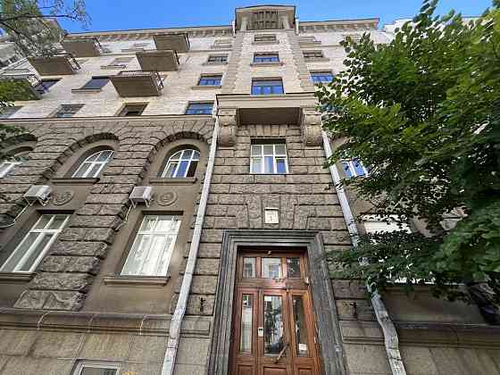 Продаж квартири, Київ, центр, вул.Банкова Київ