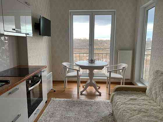 Продаж 2-кімнатної М Деміївська 5хвилин вул.В.Брожка70 Без комісії Київ