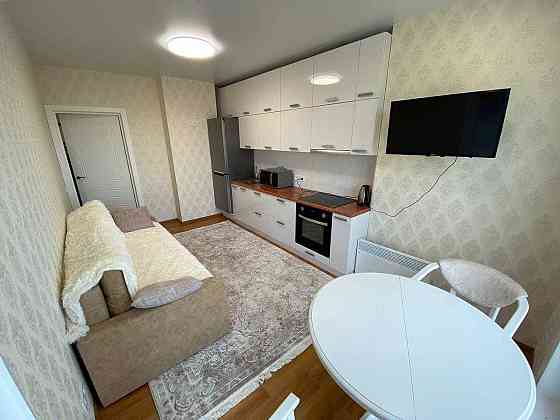 Продаж 2-кімнатної М Деміївська 5хвилин вул.В.Брожка70 Без комісії Київ