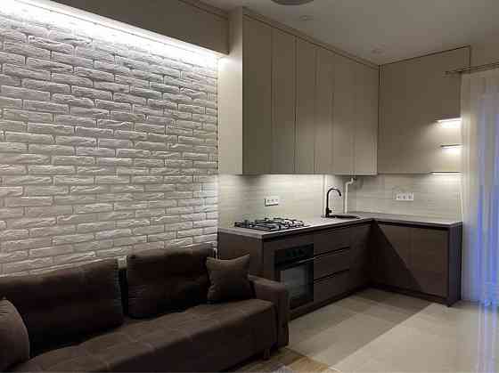 Оренда 1 кімнатноі великоі квартири Новобудова Мукачево