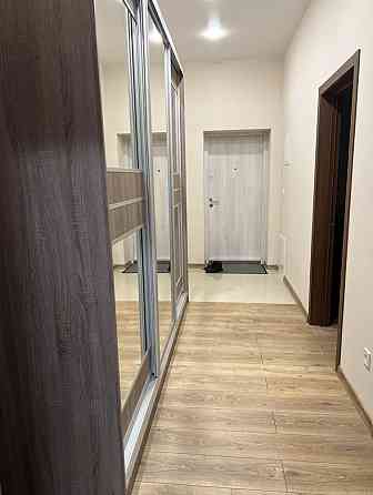 Оренда 1 кімнатноі великоі квартири Новобудова Мукачево