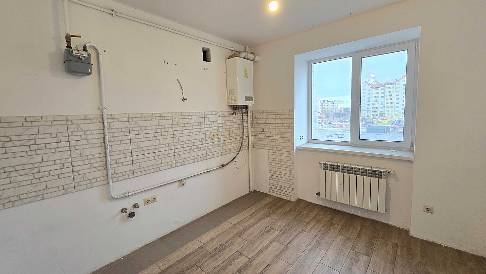 Однокімнатна квартира з ремонтом біля ТЦ Арсен Івано-Франківськ - зображення 1