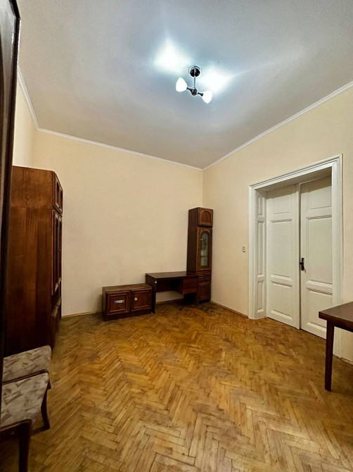 Продається 2-к квартира на площі Філармонії Чернівці - зображення 3