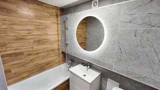 Дешевше не буває 2 к квартира з новим євро ремонтом! За 47800$ ! Хмельницкий