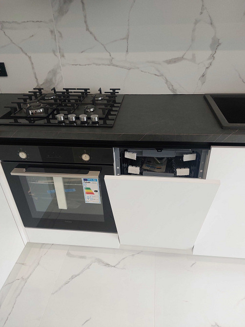 Продам укомплектовану сучасну квартиру в новобудові Рівне - зображення 3