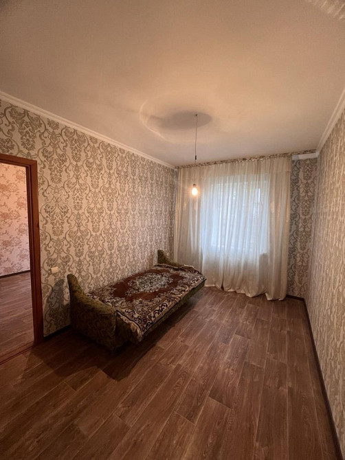 БЕЗ КОМІСІЇ, квартира в центрі, з ремонтом, 2 сотки землі, 36м2 Гостомель - зображення 1