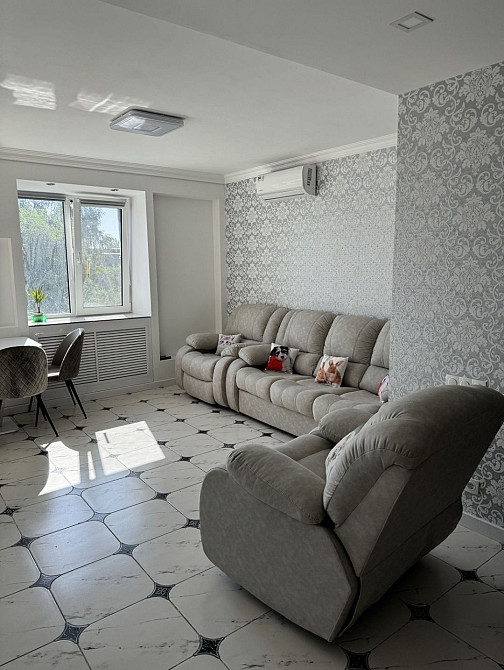 Продам 3 кім. кв. в центрі м. Сміла повністью з меблями і технікою Сміла - зображення 2